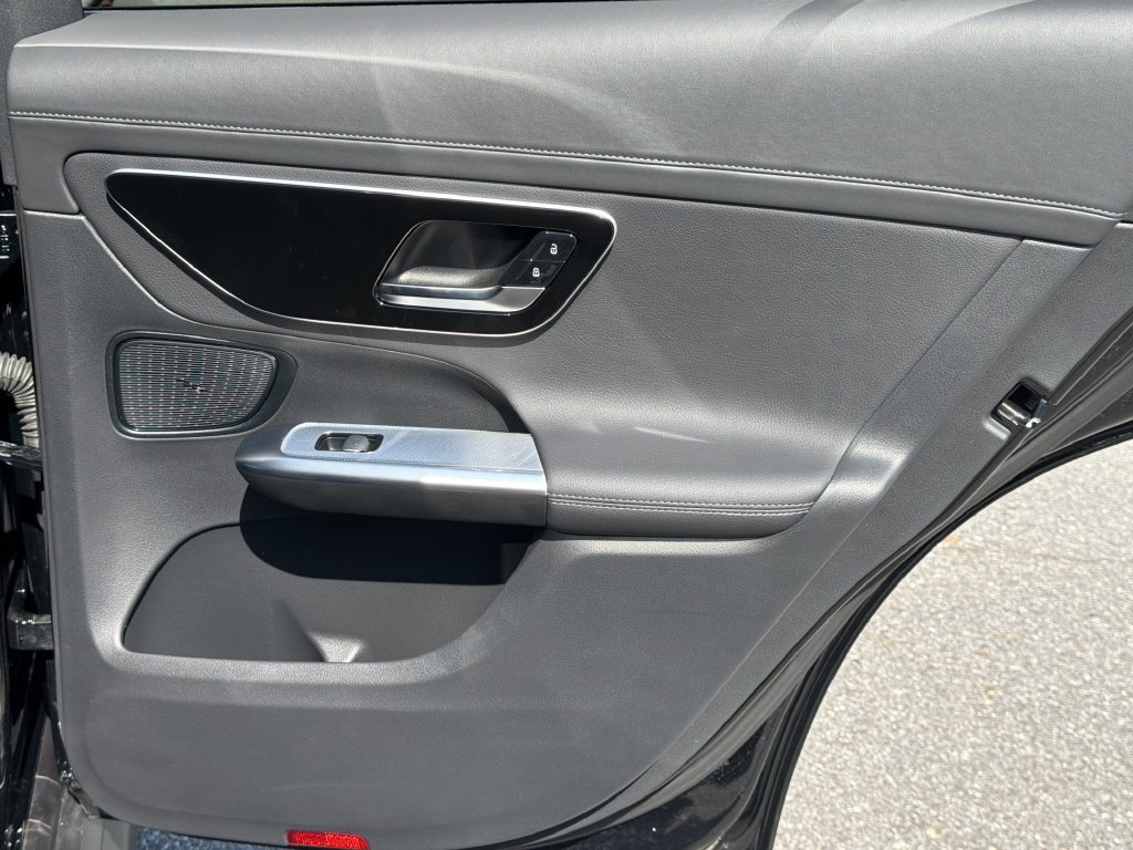Certified 2026 Mercedes-Benz GLC 300 image 19