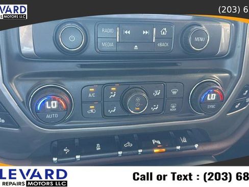 Used 2015 Chevrolet Silverado 1500 High Country w/ High Country Premium Package AWD/4WD image 19