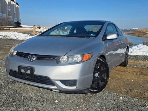 Used 2008 Honda Civic LX image 1