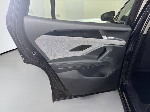 Used 2026 Volkswagen Tiguan S FWD image 26