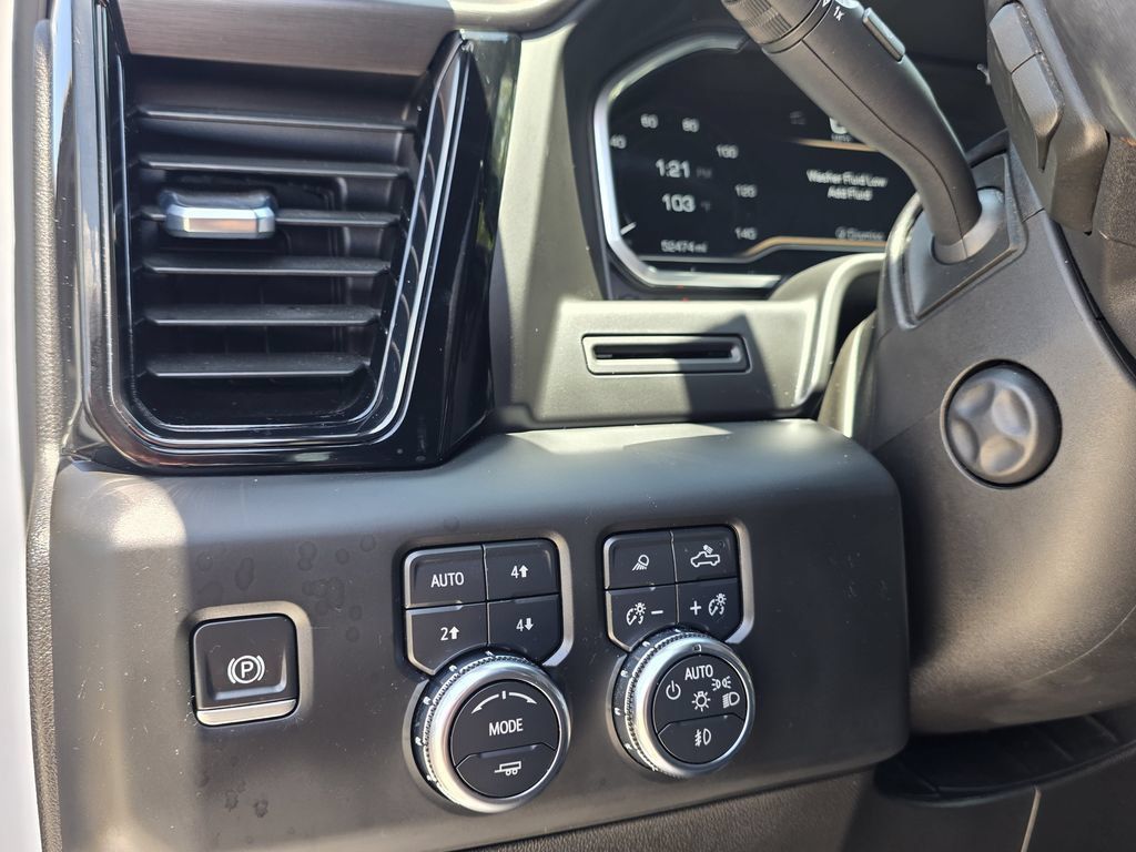 Used 2022 GMC Sierra 1500 AT4 w/ AT4 Preferred Package AWD/4WD image 21