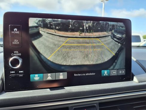Used 2023 Honda Pilot EX-L image 5