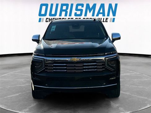 New 2026 Chevrolet Suburban Premier image 8