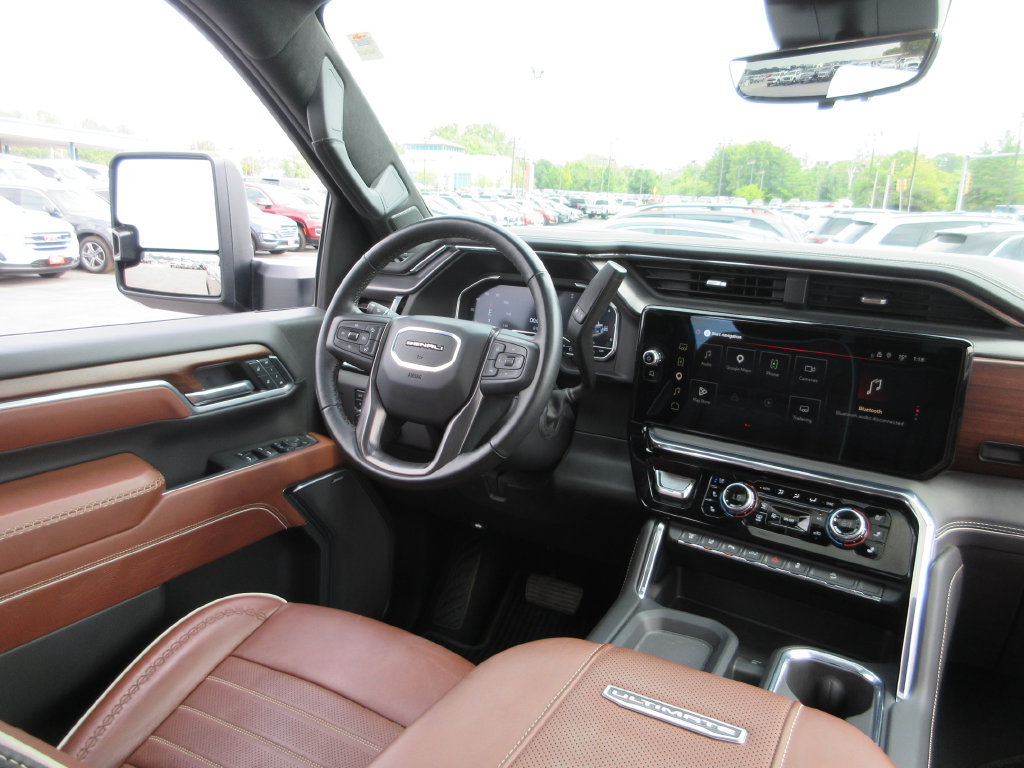 Certified 2025 GMC Sierra 2500 Denali Ultimate AWD/4WD image 34