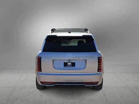 New 2026 Hyundai Palisade Calligraphy FWD image 7