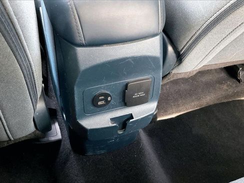 Used 2023 Ford Maverick XLT FWD image 16