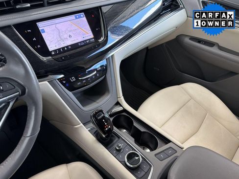 Used 2022 Cadillac XT6 Premium Luxury w/ Technology Package FWD image 35