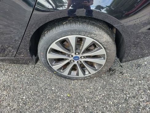 Used 2020 Ford Fusion SE AWD/4WD image 6