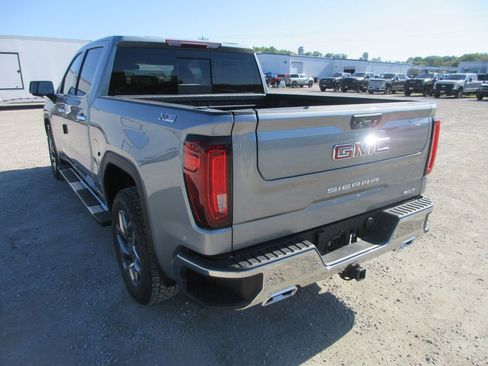 New 2026 GMC Sierra 1500 SLT w/ SLT Premium Plus Package AWD/4WD image 7