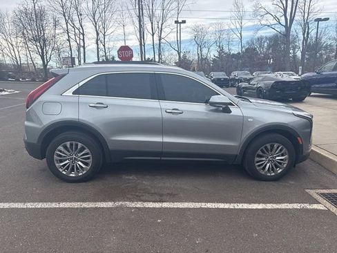 Certified 2025 Cadillac XT4 Premium Luxury w/ Cold Weather Package image 2