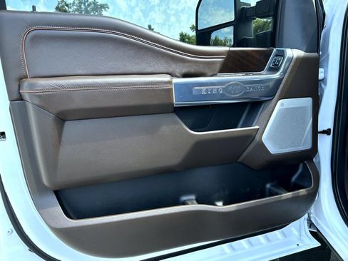 Used 2025 Ford F250 King Ranch w/ Chrome Package AWD/4WD image 9