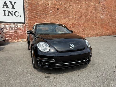 Used 2017 Volkswagen Beetle 1.8T S FWD image 7