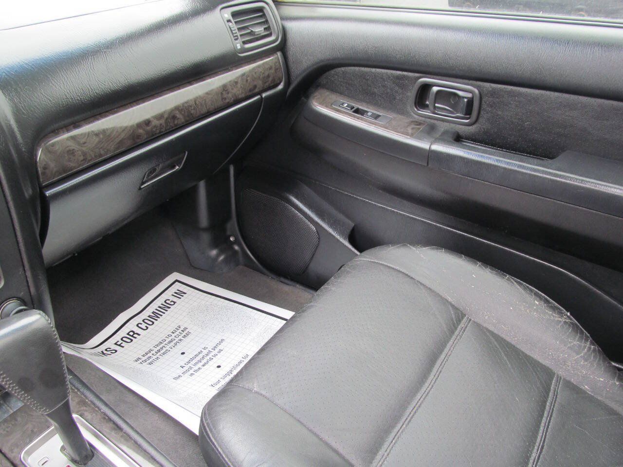 Used 2004 Nissan Pathfinder LE Platinum RWD image 10