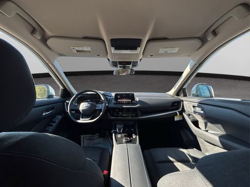 New 2026 Nissan Rogue SV image 27