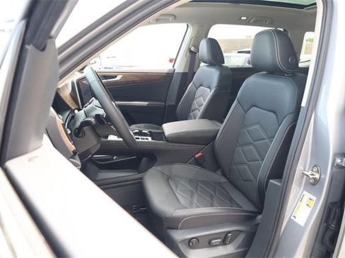 New 2026 Volkswagen Atlas SE image 10