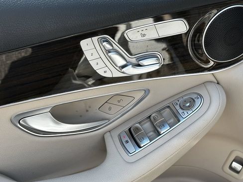Certified 2021 Mercedes-Benz GLC 300 4MATIC image 12