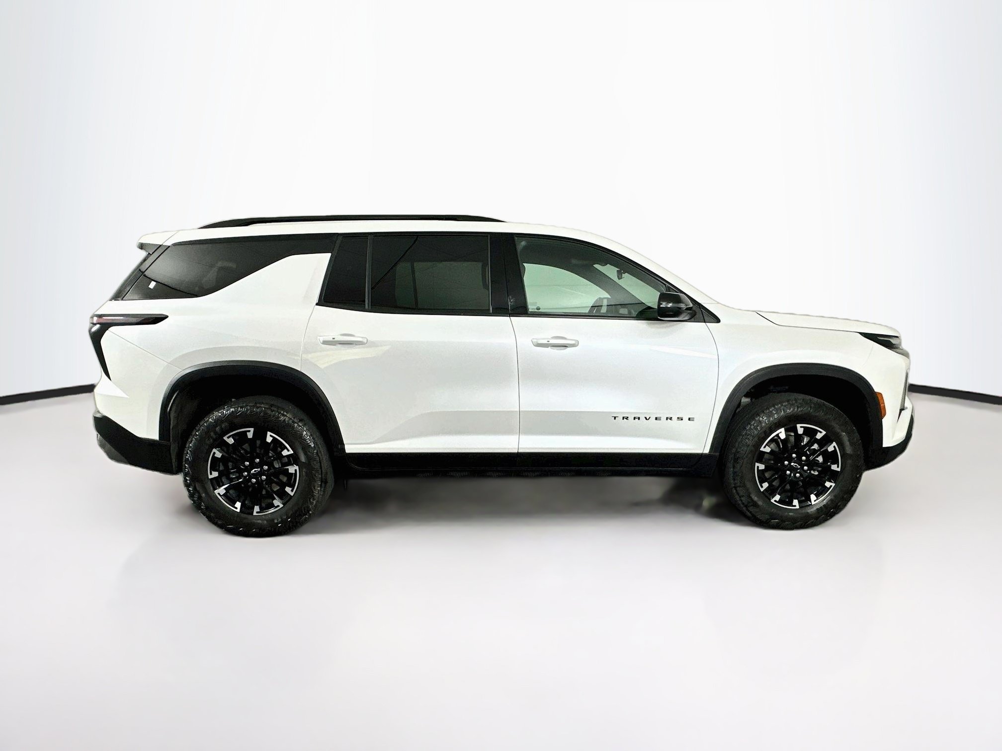 Used 2025 Chevrolet Traverse Z71 AWD/4WD image 10