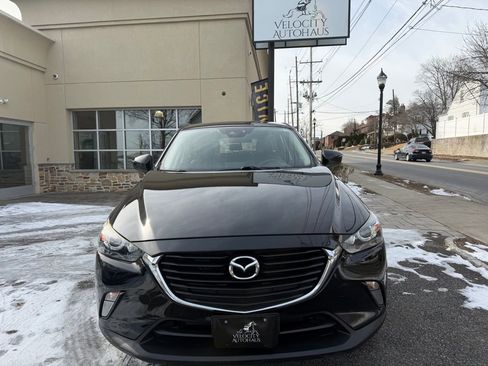 Used 2018 MAZDA CX-3 Touring w/ Preferred Equipment Package image 2