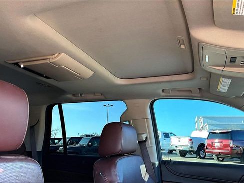 Used 2015 Chevrolet Tahoe LTZ image 18