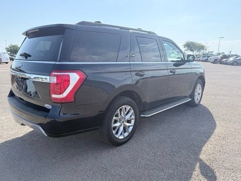 Used 2021 Ford Expedition XLT AWD/4WD image 6