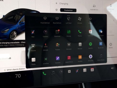 Used 2019 Tesla Model 3 Performance image 12