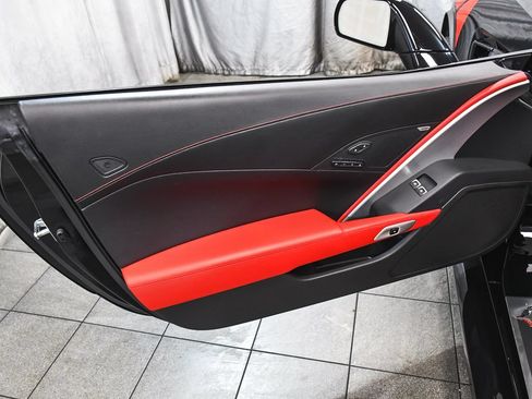 Used 2019 Chevrolet Corvette Grand Sport RWD image 11