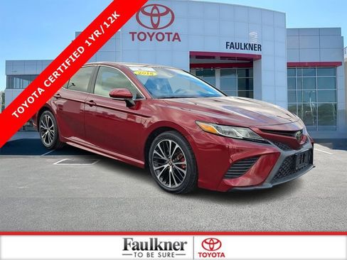 Used 2018 Toyota Camry L image 1