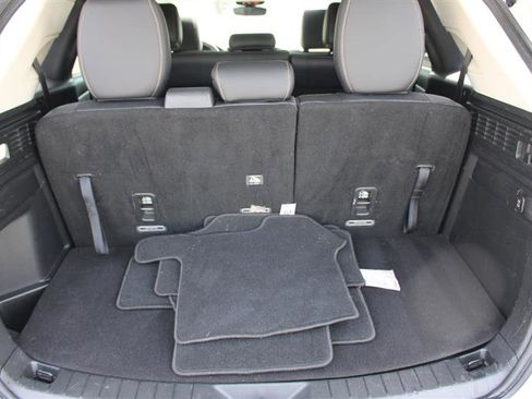 Used 2025 MAZDA CX-90 3.3 Turbo w/ Preferred Package image 18