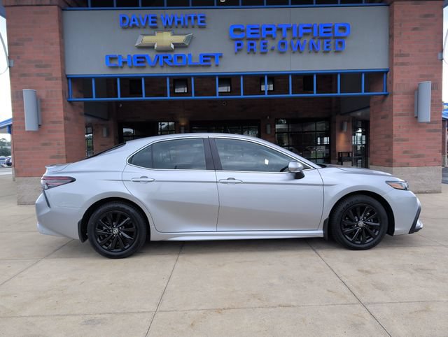 Used 2024 Toyota Camry SE FWD image 8