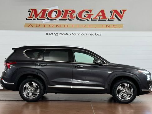 Used 2022 Hyundai Santa Fe SEL w/ Convenience Package image 2