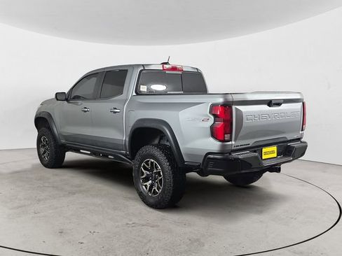 Used 2024 Chevrolet Colorado ZR2 w/ ZR2 Convenience Package III AWD/4WD image 3