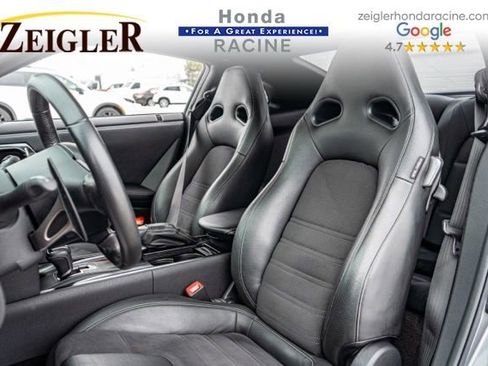 Used 2016 Nissan GT-R Premium image 15