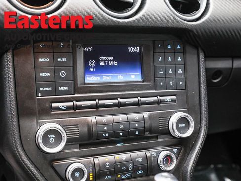 Used 2018 Ford Mustang Coupe image 19