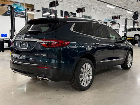 Used 2019 Buick Enclave Essence AWD/4WD image 8