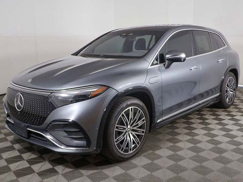 Used 2023 Mercedes-Benz EQS 580 4MATIC SUV image 14