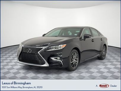 Used 2017 Lexus ES 350 w/ Luxury Package