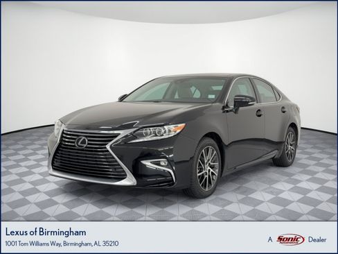 Used 2017 Lexus ES 350 w/ Luxury Package FWD image 1