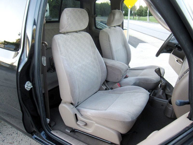 Used 2003 Toyota Tacoma 4x4 Xtracab V6 w/ SR5 Pkg image 23