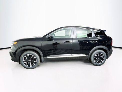 New 2026 Nissan Kicks SV image 8