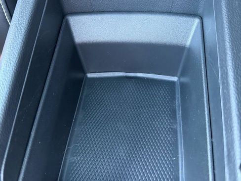 Used 2026 Volkswagen Tiguan SEL R-Line image 32