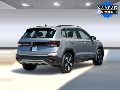 Used 2025 Volkswagen Taos S AWD/4WD image 9