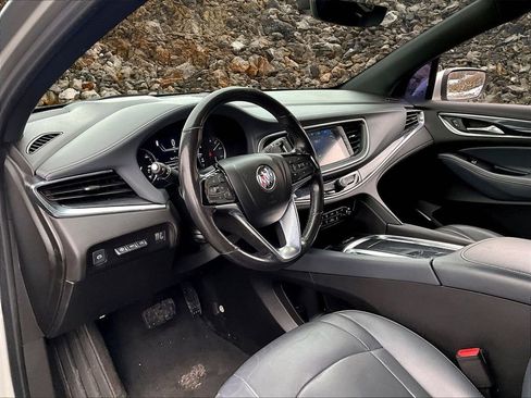 Used 2022 Buick Enclave Premium image 11