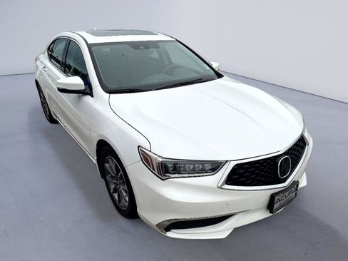 Used 2019 Acura TLX FWD image 4