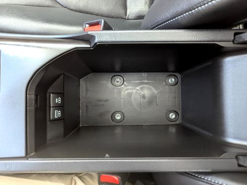 Used 2022 Toyota Camry XSE image 35