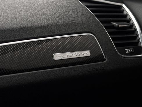 Used 2017 Audi SQ5 Premium Plus image 24