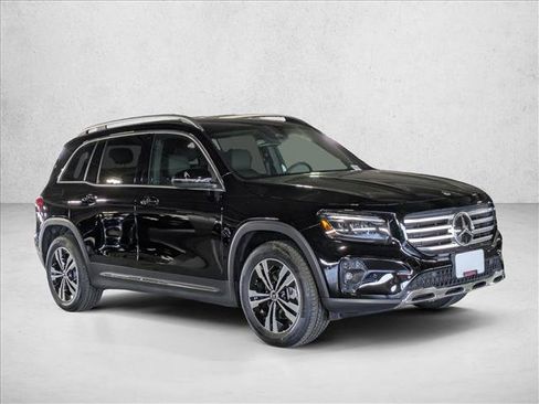 Certified 2025 Mercedes-Benz GLB 250 image 6