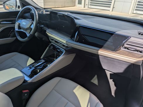 Certified 2025 Audi Q5 Premium Plus w/ Premium Plus AWD/4WD image 29