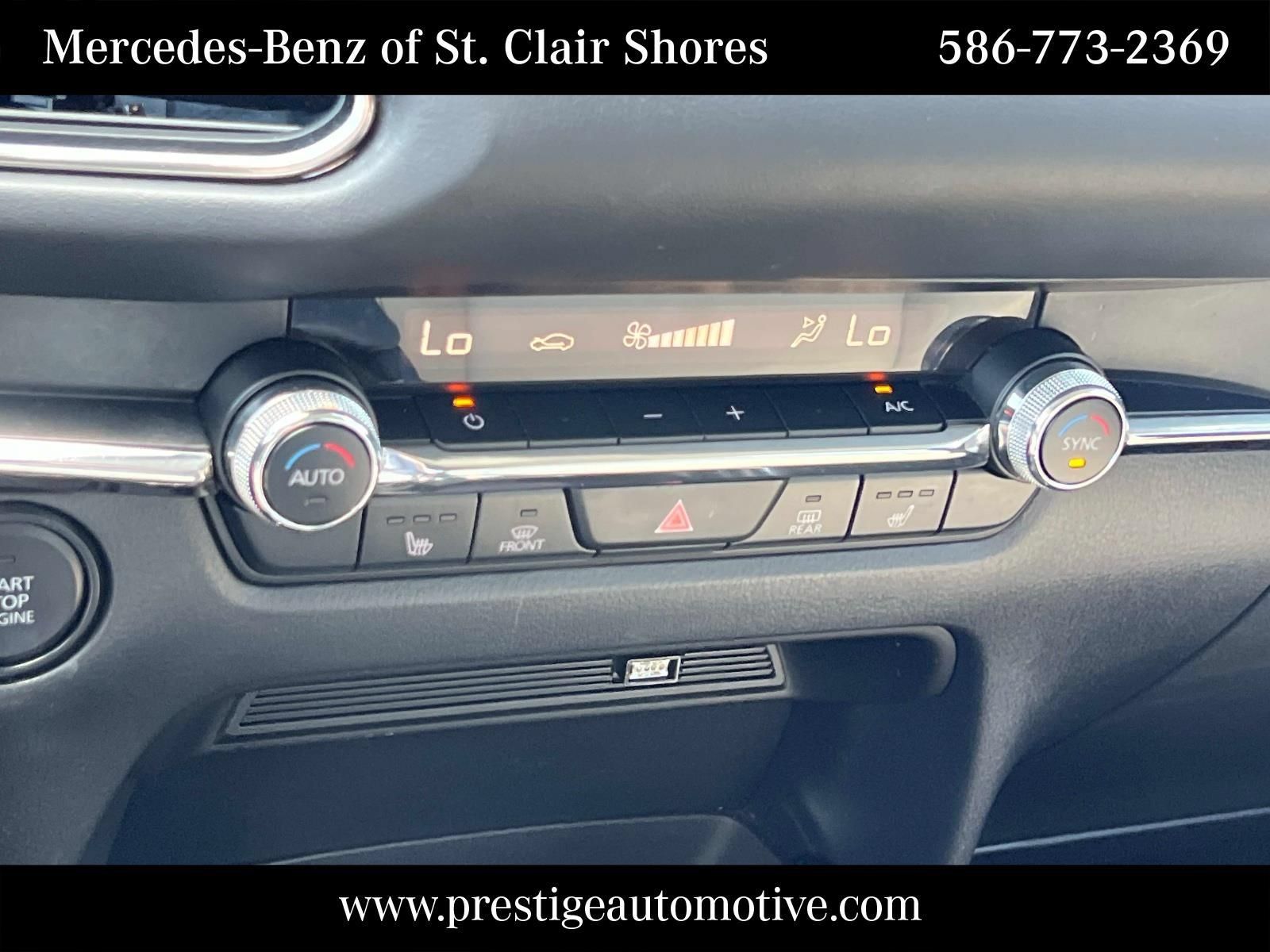 Used 2020 MAZDA CX-30 FWD w/ Preferred Package image 27