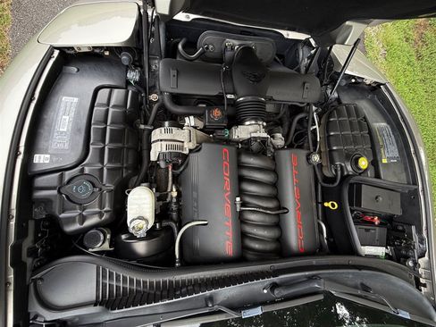 Used 1999 Chevrolet Corvette Convertible w/ Memory Pkg RWD image 69