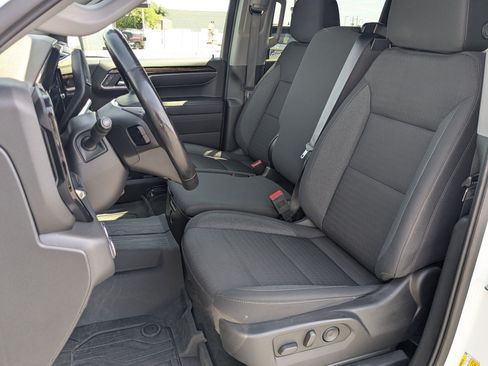 Used 2023 GMC Sierra 1500 SLE AWD/4WD image 32